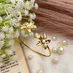 Vriksham Classic Sun Flower Style Open-Style Bracelet-G21895