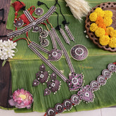 Vriksham Traditional Black Polish Kemp Bridal Set-G17581