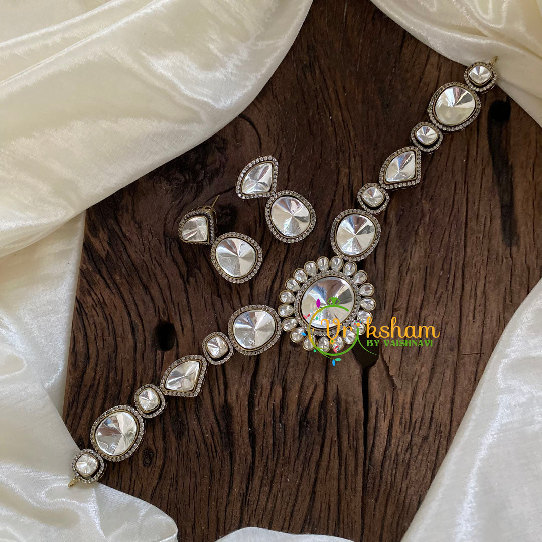 Premium Mossanite Pendant Short Neckpiece-Choker-Antique Gold -M009