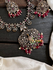 Victorian Diamond Short Neckpiece -Red -Peacock -VV130