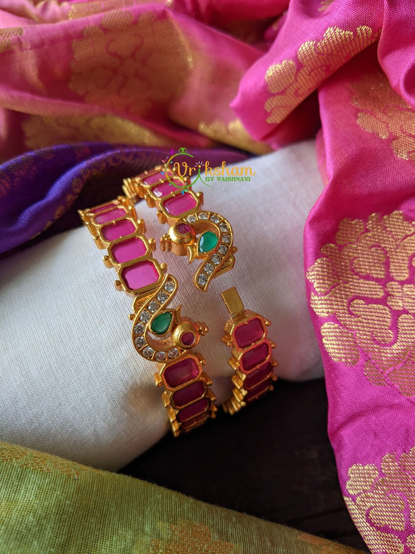 Kemp Openable Kada Type Bangles -G970